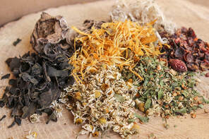 Herbs for horses and dogs